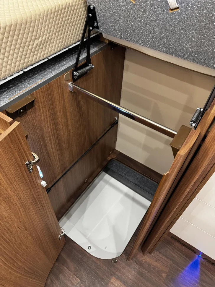 Fahrzeugbild Carthago chic e-line xl I 61 LE DA Smart Selection (404) #40