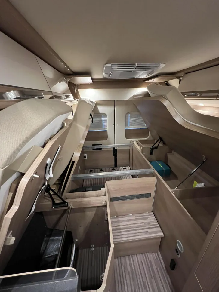 Fahrzeugbild Malibu Van family-for-4 GT 640 LE GT RB Hybrid (521) #30