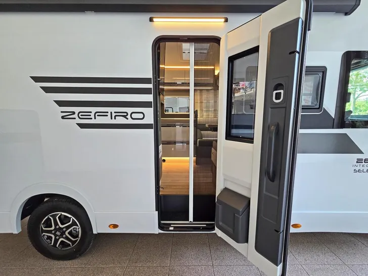 Fahrzeugbild Roller Team Zefiro 267 Integral *32"*Winter Paket*LITHIUM #4