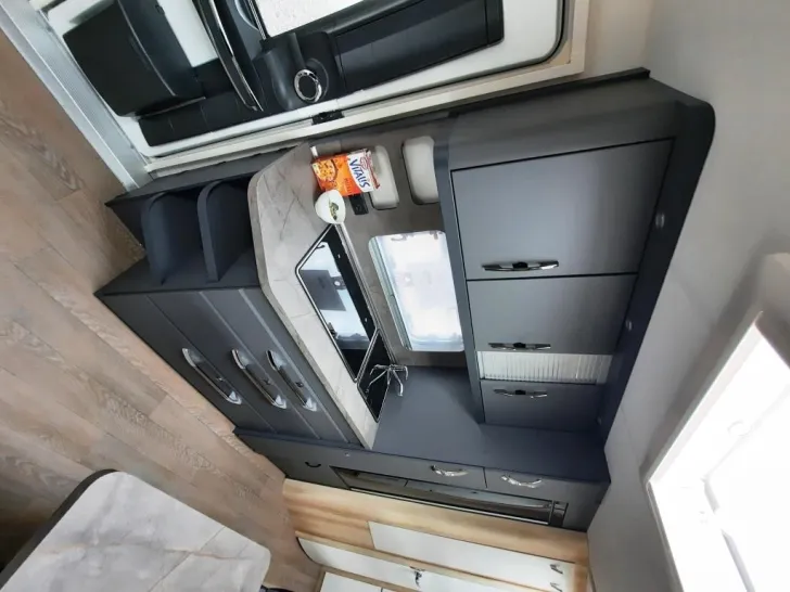 Fahrzeugbild Hobby De Luxe 545 KMF Verfüg./Auflastung 2.000 Kg #14
