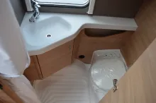 Fahrzeugbild Knaus Südwind 420 QD 60 YEARS Kühlschrank 142l #17