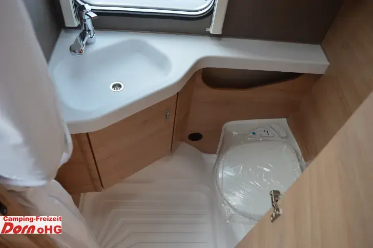Fahrzeugbild Knaus Südwind 420 QD 60 YEARS Kühlschrank 142l #17