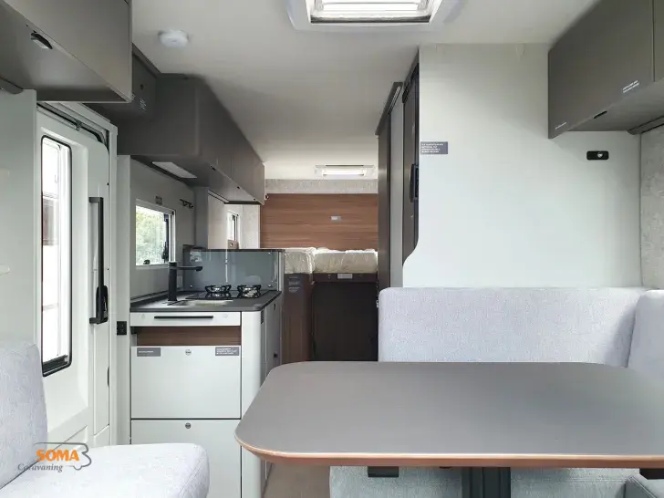 Fahrzeugbild LMC Cruiser 740 EL #8