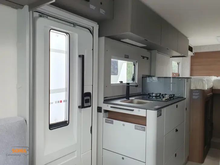 Fahrzeugbild LMC Cruiser 740 EL #10