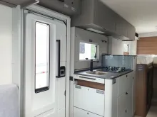 Fahrzeugbild LMC Cruiser 740 EL #11