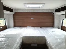 Fahrzeugbild LMC Cruiser 740 EL #13
