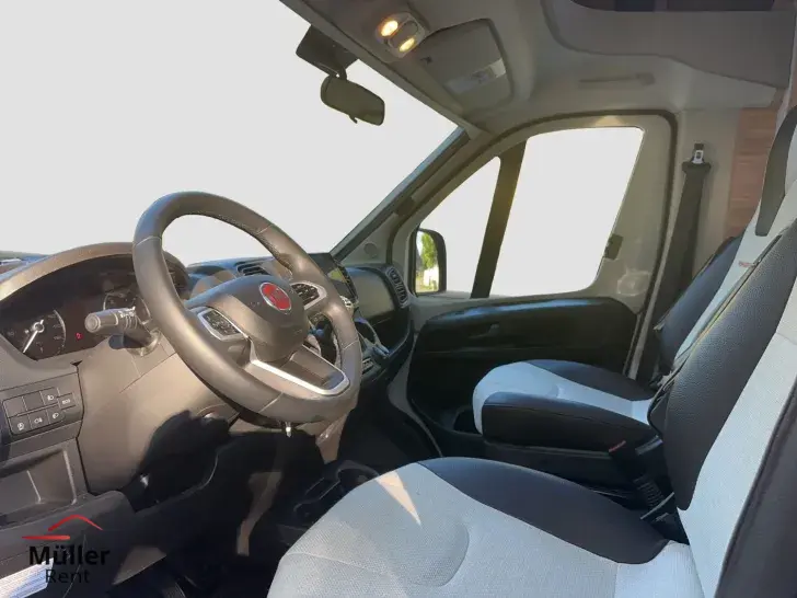 Fahrzeugbild Weinsberg CaraCompact EDITION PEPPER 600 MF mit Solar #20