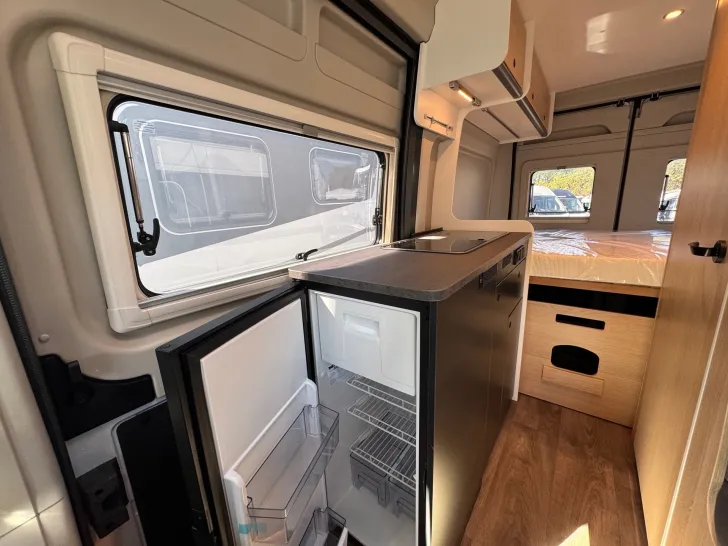 Fahrzeugbild Sunlight Camper Van Cliff 540 Adventure Edition RT Schlafdach #11