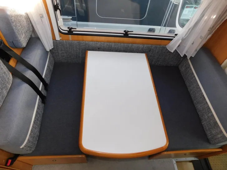 Fahrzeugbild Hobby Alkoven 725 FMC nur an Gewerbe/Export!! #8