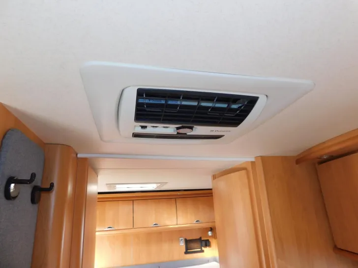 Fahrzeugbild Hobby Alkoven 725 FMC nur an Gewerbe/Export!! #11