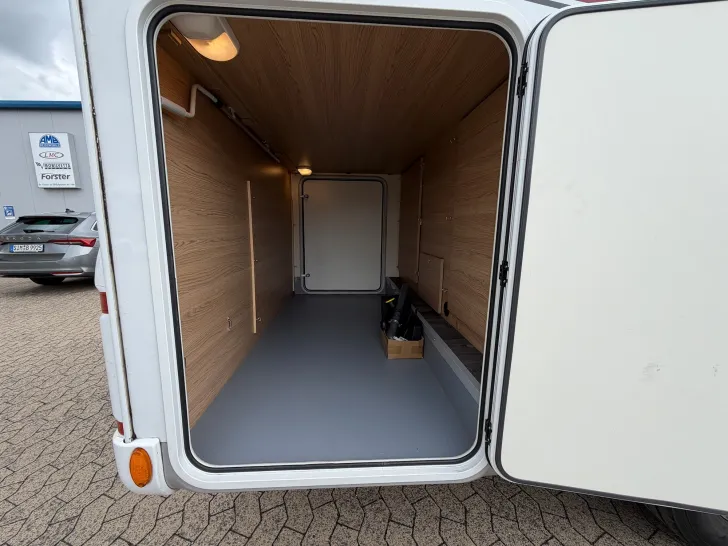 Fahrzeugbild LMC Van 643 G 65 Years, 1.Hand, 2x Solar, SAT-TV #19