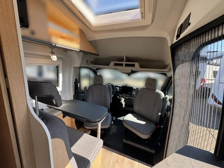 Fahrzeugbild Sunlight Camper Van Cliff 590 4x4 Greentrek Dieselheizung #8