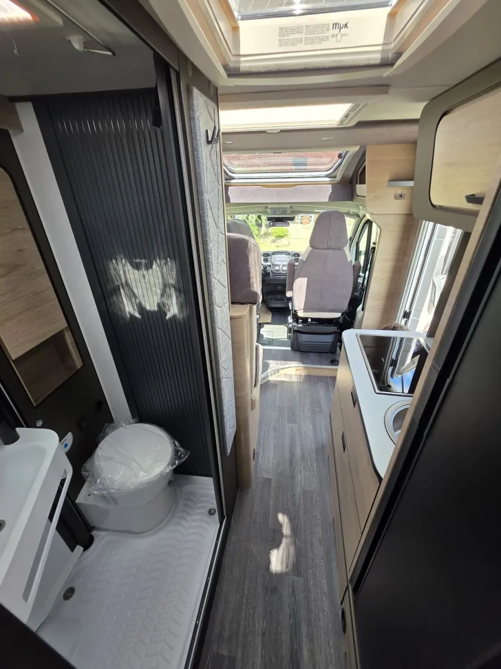 Fahrzeugbild Weinsberg CaraCompact EDITION PEPPER 600 MEG Modell 2027 #21