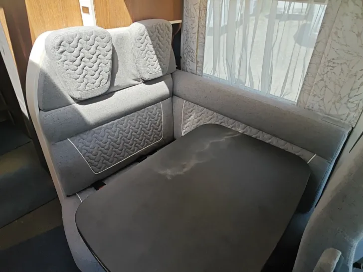 Fahrzeugbild Carthago C2-tourer I 141 KB LE comfort Mercedes #12