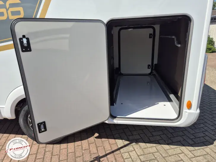 Fahrzeugbild Bürstner B66 690 TD Hubbett-Navi-RFK-Automatik #28