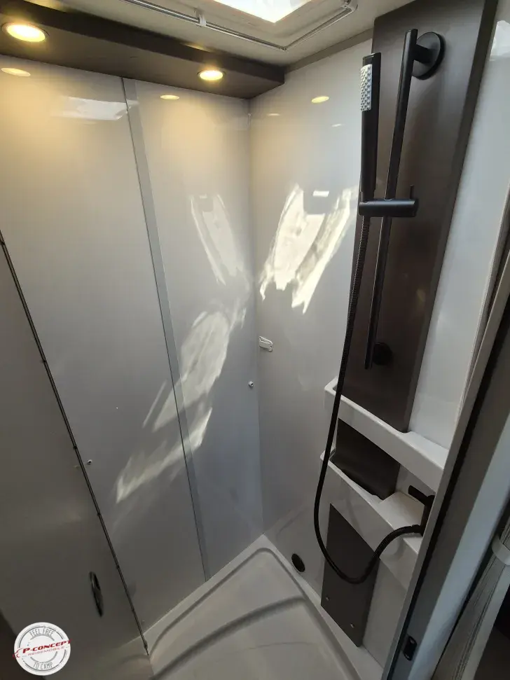 Fahrzeugbild Bürstner B66 690 TD Hubbett-Navi-RFK-Automatik #20
