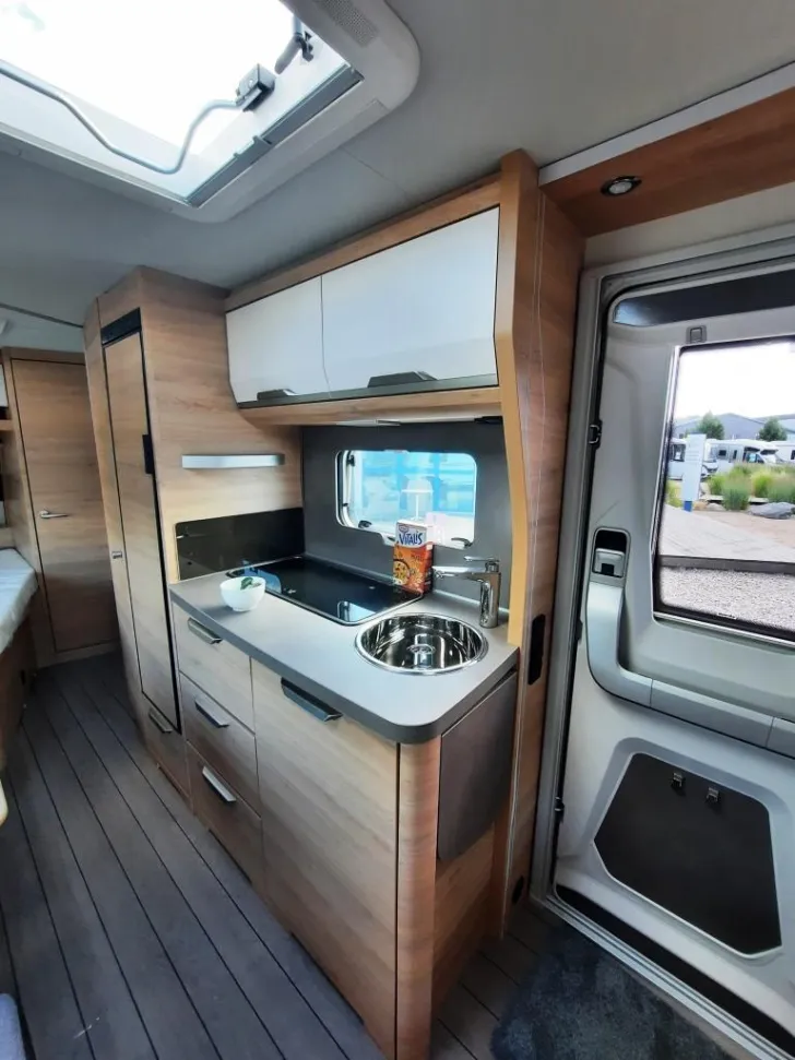 Fahrzeugbild Knaus Südwind 540 FDK Black Selection Verfüg./Sparen Sie 5.506,- € #11
