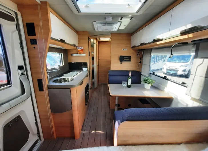 Fahrzeugbild Knaus Südwind 500 QDK 60 Years Verfüg./Sparen Sie 7.951,- € #5