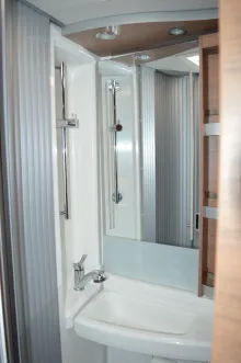 Fahrzeugbild Knaus Van TI 640 MEG VANSATION MAN Alde-Warmwasserheizung #21