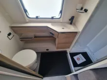 Fahrzeugbild Dethleffs Nomad 490 EST Einzelbetten mit Heckbad #13