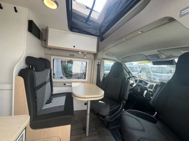 Fahrzeugbild LMC Innovan Pure 600 #8