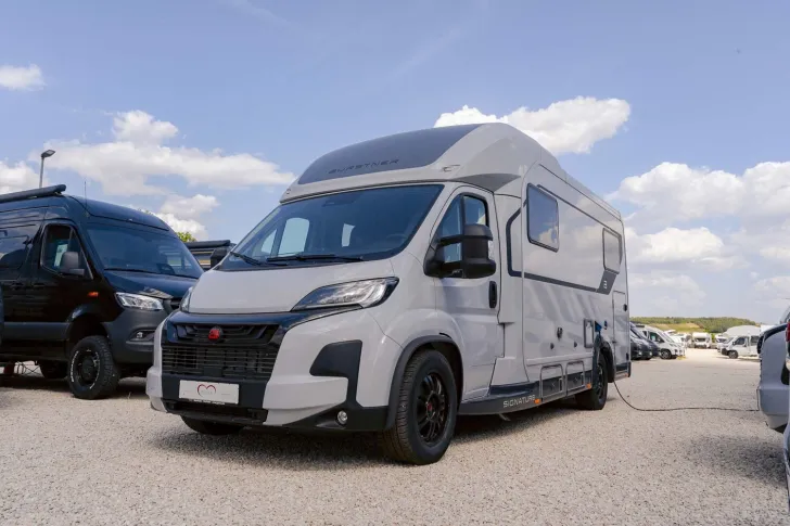 Fahrzeugbild Bürstner Signature SFT 7.1 *AB SOFORT VERFÜGBAR* #4