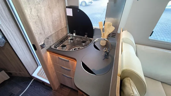Fahrzeugbild Laika Ecovip L 4009 Oktober 2026 Verfügbar #15