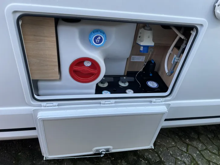 Fahrzeugbild Knaus L!VE WAVE 700 MEG PLATINUM SEL. MJ2026 #48