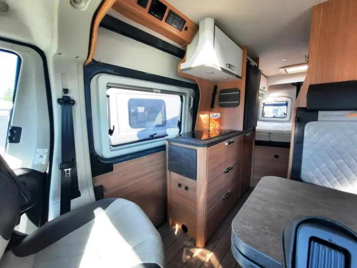 Fahrzeugbild Weinsberg CaraBus EDITION FIRE 600 MQ Verfüg./Sparen Sie 13.988,- € #6