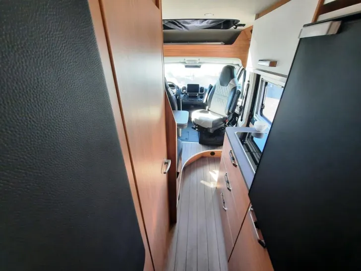 Fahrzeugbild Weinsberg CaraBus EDITION FIRE 600 MQ Verfüg./Sparen Sie 13.988,- € #4