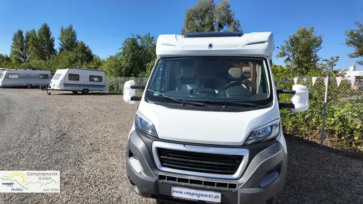 Fahrzeugbild Main Camp T 600 #2