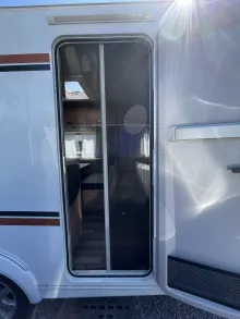 Fahrzeugbild Weinsberg CaraOne EDITION HOT 550 QDK Viel Zubehör #4