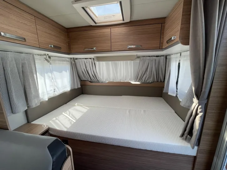 Fahrzeugbild Weinsberg CaraOne EDITION HOT 550 QDK Viel Zubehör #5