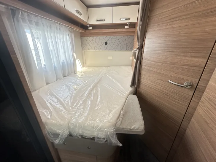 Fahrzeugbild Weinsberg CaraSuite EDITION SPICY 650 MF Automatikgetriebe , Hubbett #15