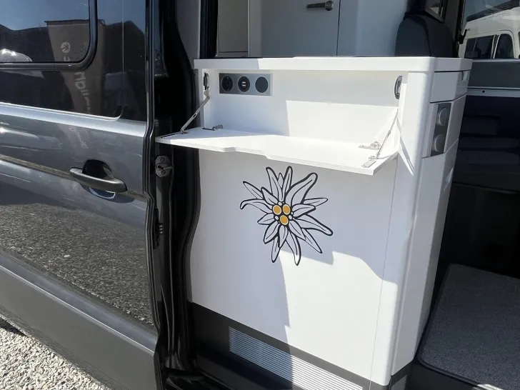 Fahrzeugbild VW Grand California 680 4x4 Automatik, Navi; AHK #9
