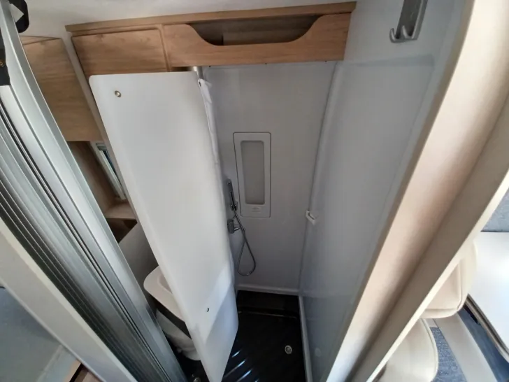 Fahrzeugbild Dethleffs Globetrail 600 S Peugeot Aufstelldach #16