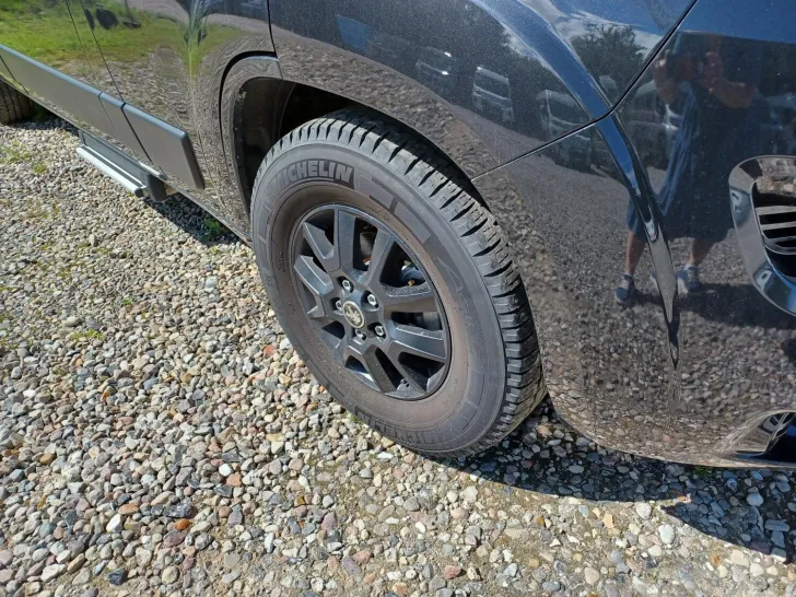 Fahrzeugbild Dethleffs Globetrail 600 S Peugeot Aufstelldach #19