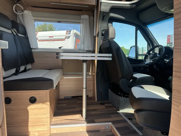Fahrzeugbild Weinsberg CaraCompact Suite MB EDITION PEPPER 640 MEG #7