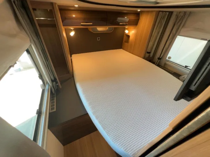 Fahrzeugbild Knaus Sun I 900 LX Autom./Einzelbetten/Hubbett/Markise #12