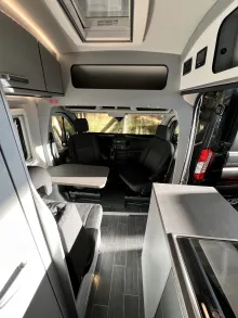 Sicht vorne-hinten Weinsberg CaraTour 600 MQ Ford Autom. AHK 4-Pakete