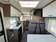 Fahrzeugbild Carado V 337 #4