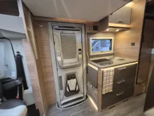 Fahrzeugbild Weinsberg CaraSuite 650 MEG EDITION [SPICY] Automatik* Care Drive Paket* #36