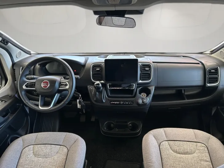 Fahrzeugbild Malibu T 490 LE #10