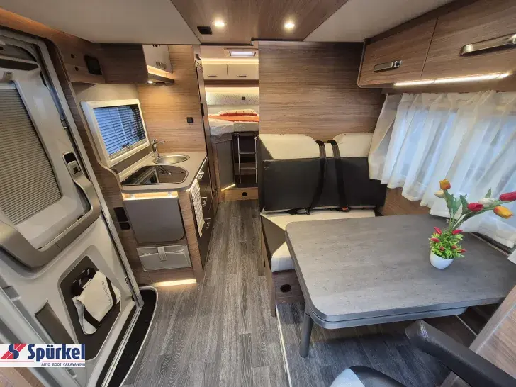 Fahrzeugbild Weinsberg CaraSuite EDITION SPICY 650 MEG Automatik*Care Drive Paket* #5