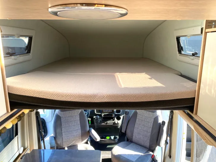 Fahrzeugbild Pössl Vario 545 Fiat 140 PS 3,5T mit 4 Personen #18