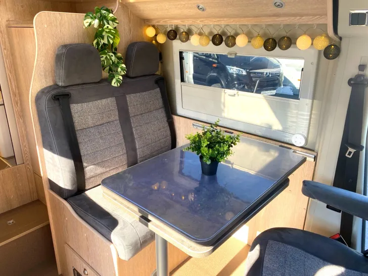 Fahrzeugbild Pössl Vario 545 Fiat 140 PS 3,5T mit 4 Personen #21