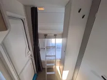 Fahrzeugbild LMC Sassino 470 K 1500kg/Antischlingerkupplung/Etagenbetten/GFK #14