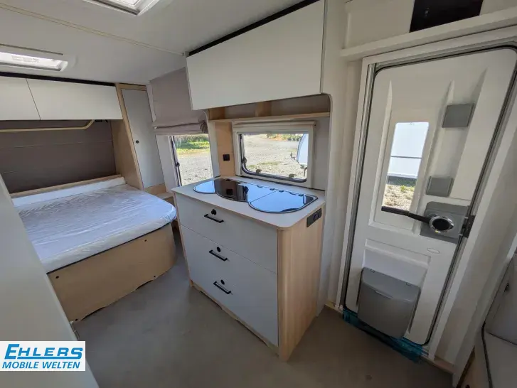 Fahrzeugbild LMC Style 450 D 1800kg/Grey Line/Stützlastanzeige/Insektenschutztür #10
