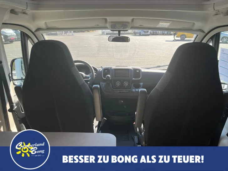 Fahrzeugbild LMC Tracer 730 EL Automatik #7
