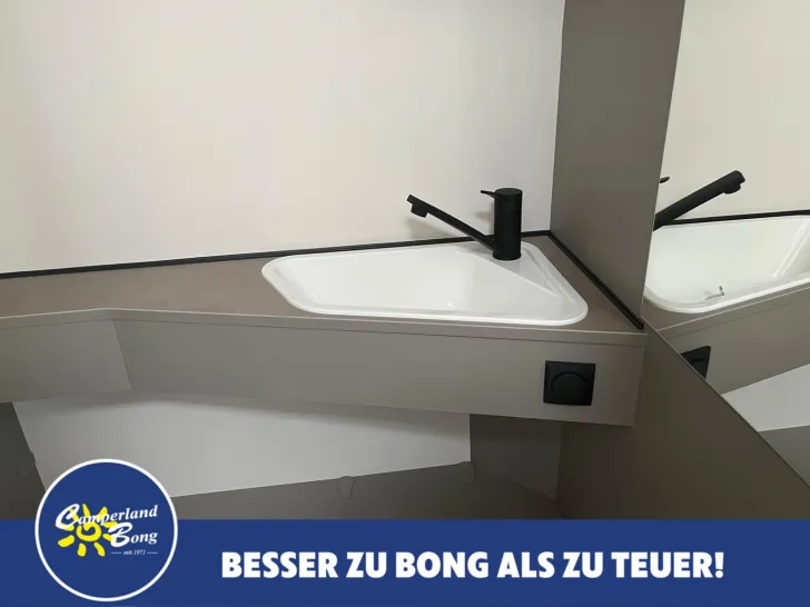 Fahrzeugbild LMC Tracer 730 EL Automatik #24